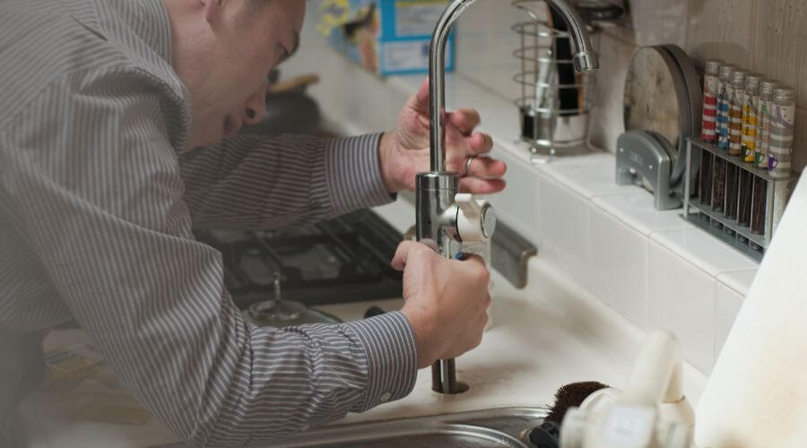 Professional same day plumber in Millport, AL